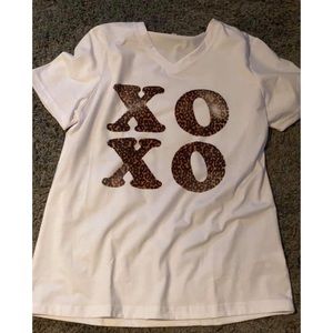 Cheetah XOXO t shirt
